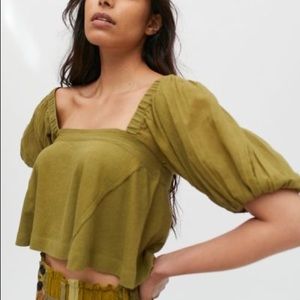 NWT UO Cardamon Top Size M